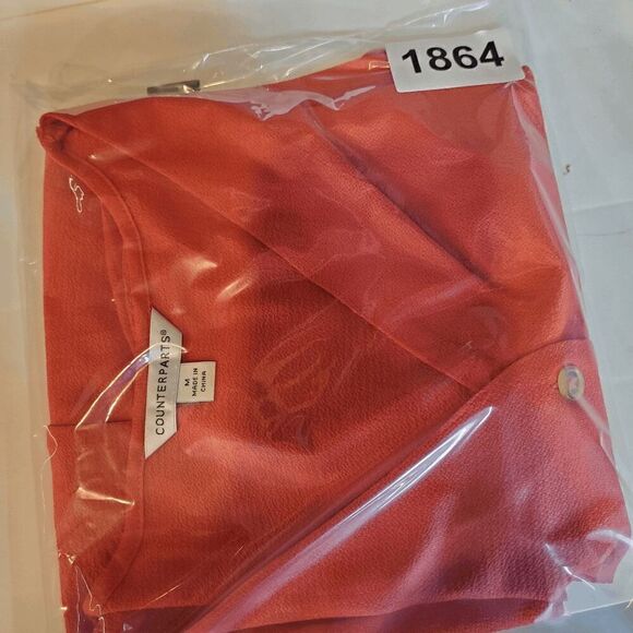 Counterparts Top Womens Medium Orange Blouse Short Sleeve Knot Hem Button Front - Picture 9 of 9